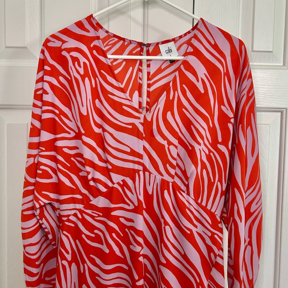 Cabi Saunter Dress Red & Lavender Maxi Empire Waist V-Neck Flutter Sleeve Sz S - Picture 3 of 16